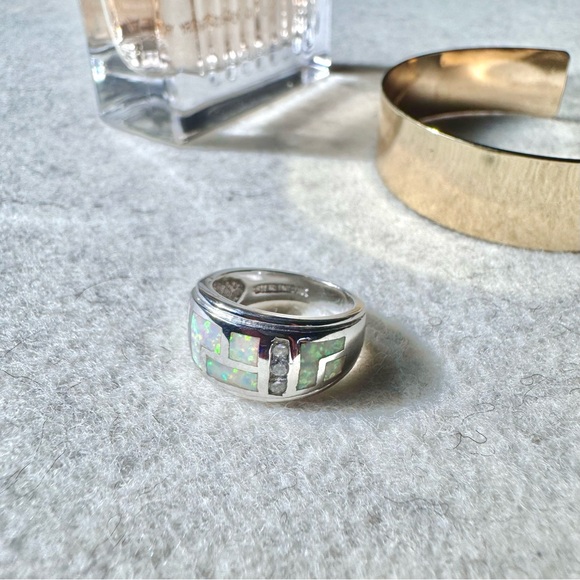 Jewelry - 💎 Opal & cubic zirconia sterling silver ring